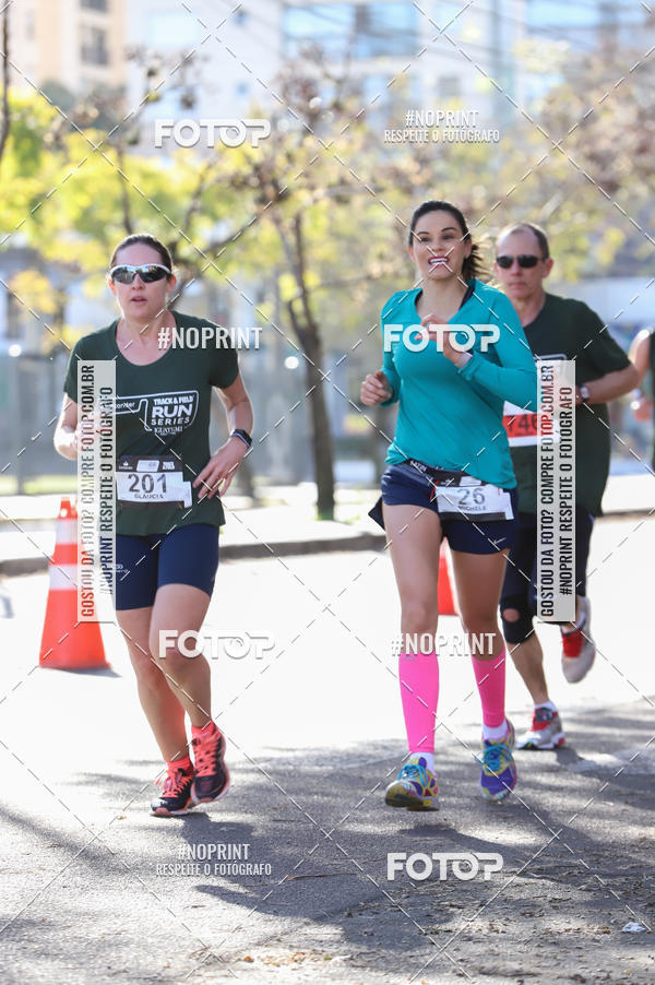 Buy your photos of the eventSANTANDER TRACK&FIELD RUN SERIES - Iguatemi Porto Alegre on Fotop