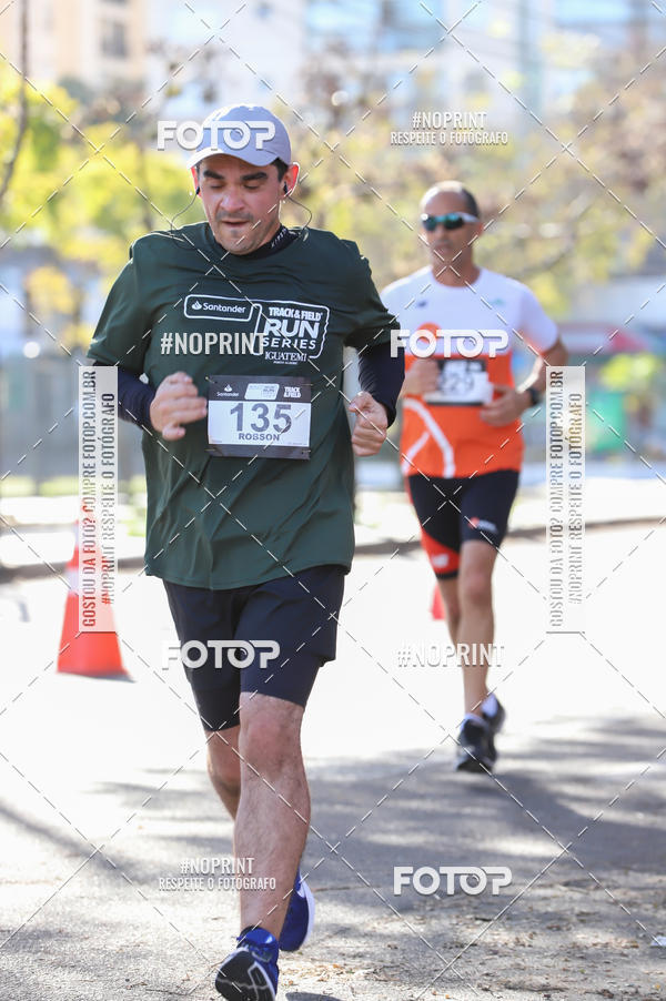 Buy your photos of the eventSANTANDER TRACK&FIELD RUN SERIES - Iguatemi Porto Alegre on Fotop