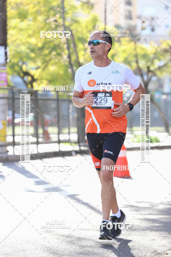 Buy your photos of the eventSANTANDER TRACK&FIELD RUN SERIES - Iguatemi Porto Alegre on Fotop