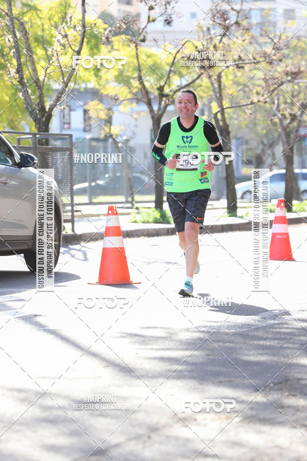Buy your photos of the eventSANTANDER TRACK&FIELD RUN SERIES - Iguatemi Porto Alegre on Fotop