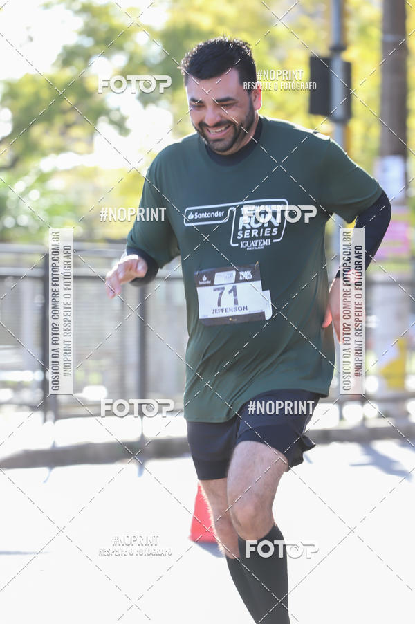 Buy your photos of the eventSANTANDER TRACK&FIELD RUN SERIES - Iguatemi Porto Alegre on Fotop