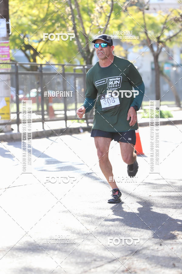 Buy your photos of the eventSANTANDER TRACK&FIELD RUN SERIES - Iguatemi Porto Alegre on Fotop