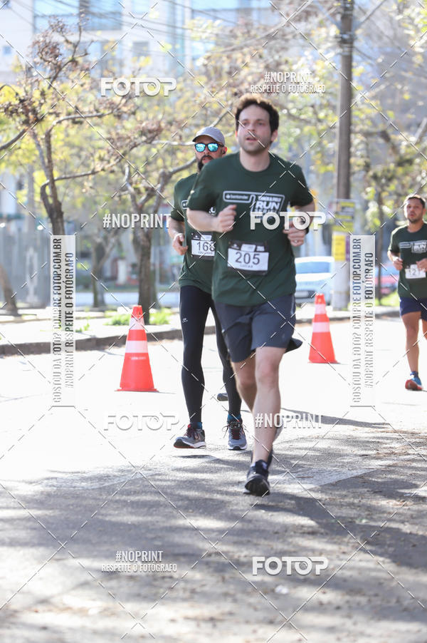 Buy your photos of the eventSANTANDER TRACK&FIELD RUN SERIES - Iguatemi Porto Alegre on Fotop
