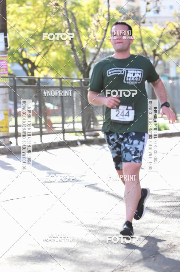 Buy your photos of the eventSANTANDER TRACK&FIELD RUN SERIES - Iguatemi Porto Alegre on Fotop