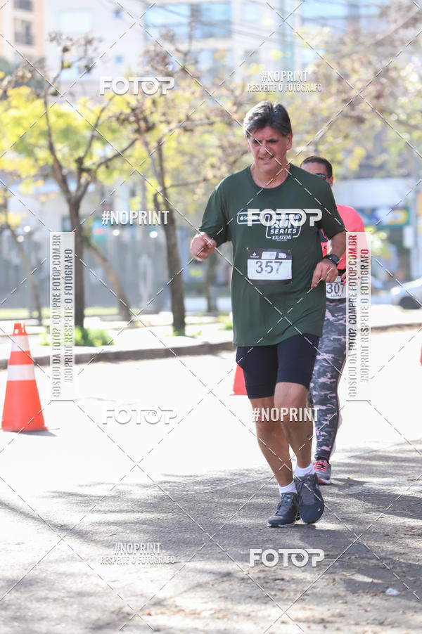 Buy your photos of the eventSANTANDER TRACK&FIELD RUN SERIES - Iguatemi Porto Alegre on Fotop