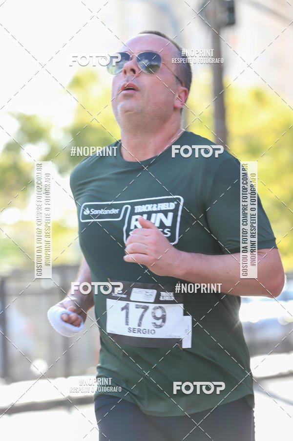 Buy your photos of the eventSANTANDER TRACK&FIELD RUN SERIES - Iguatemi Porto Alegre on Fotop