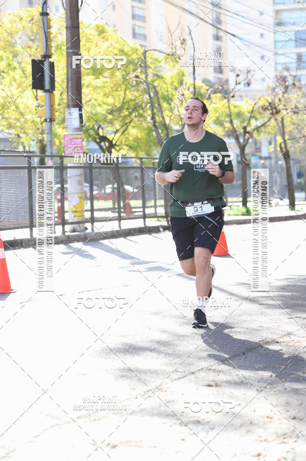 Buy your photos of the eventSANTANDER TRACK&FIELD RUN SERIES - Iguatemi Porto Alegre on Fotop