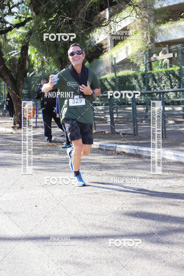 Buy your photos of the eventSANTANDER TRACK&FIELD RUN SERIES - Iguatemi Porto Alegre on Fotop