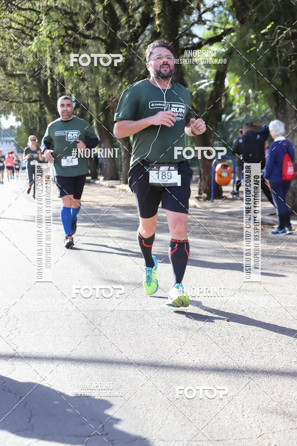 Buy your photos of the eventSANTANDER TRACK&FIELD RUN SERIES - Iguatemi Porto Alegre on Fotop