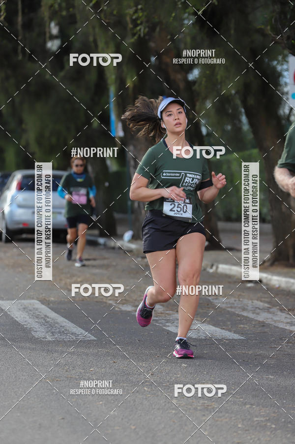 Buy your photos of the eventSANTANDER TRACK&FIELD RUN SERIES - Iguatemi Porto Alegre on Fotop