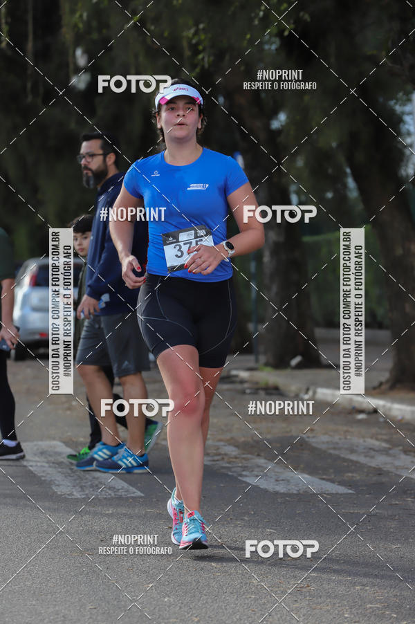 Buy your photos of the eventSANTANDER TRACK&FIELD RUN SERIES - Iguatemi Porto Alegre on Fotop