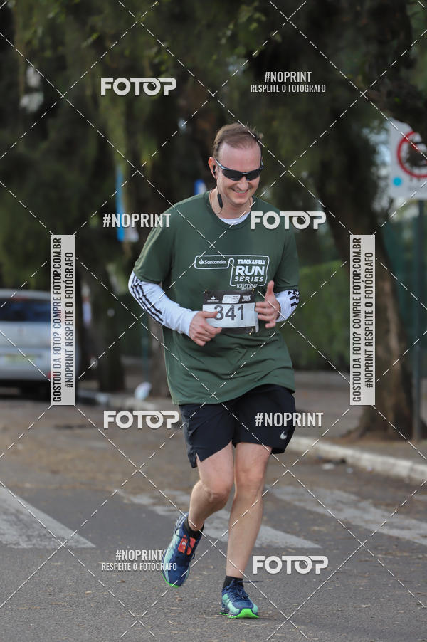 Buy your photos of the eventSANTANDER TRACK&FIELD RUN SERIES - Iguatemi Porto Alegre on Fotop