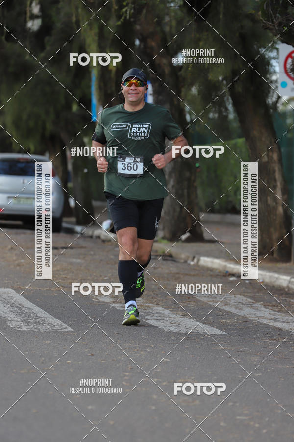 Buy your photos of the eventSANTANDER TRACK&FIELD RUN SERIES - Iguatemi Porto Alegre on Fotop