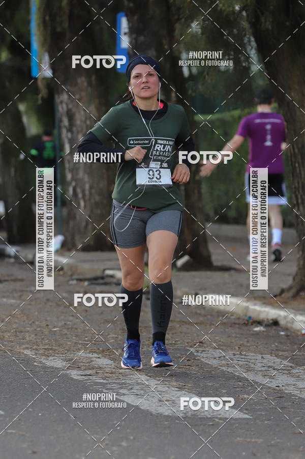 Buy your photos of the eventSANTANDER TRACK&FIELD RUN SERIES - Iguatemi Porto Alegre on Fotop