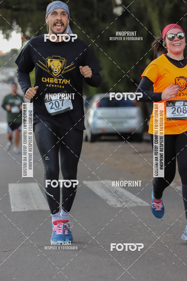 Buy your photos of the eventSANTANDER TRACK&FIELD RUN SERIES - Iguatemi Porto Alegre on Fotop