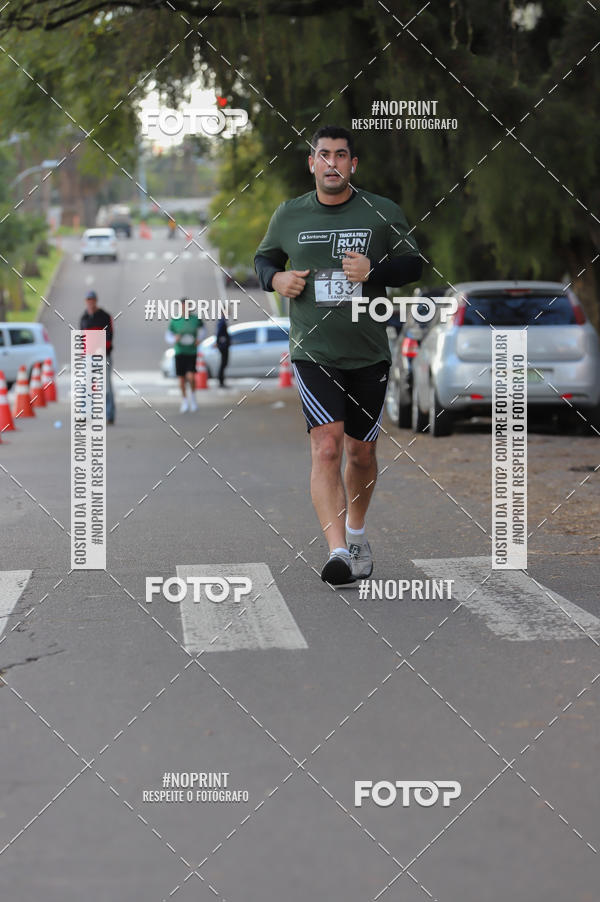Buy your photos of the eventSANTANDER TRACK&FIELD RUN SERIES - Iguatemi Porto Alegre on Fotop