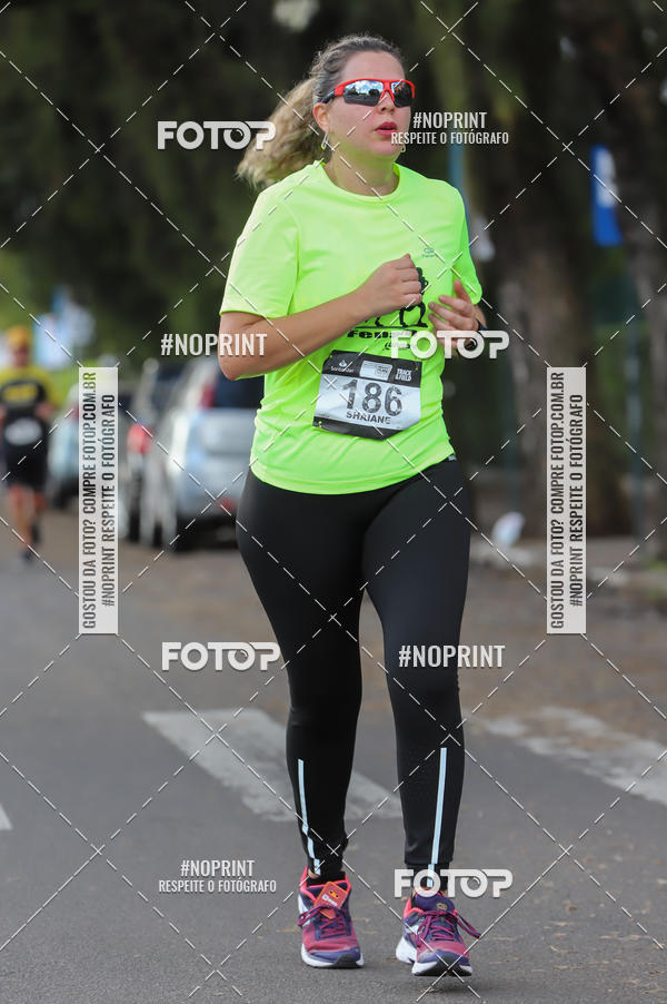 Buy your photos of the eventSANTANDER TRACK&FIELD RUN SERIES - Iguatemi Porto Alegre on Fotop