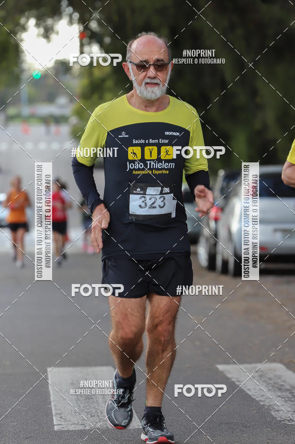 Buy your photos of the eventSANTANDER TRACK&FIELD RUN SERIES - Iguatemi Porto Alegre on Fotop