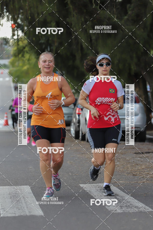 Buy your photos of the eventSANTANDER TRACK&FIELD RUN SERIES - Iguatemi Porto Alegre on Fotop