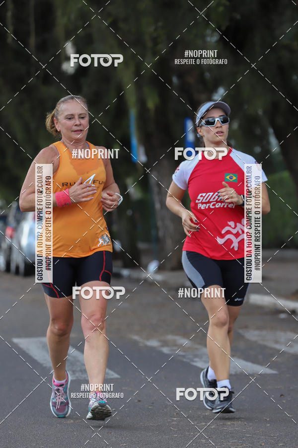 Buy your photos of the eventSANTANDER TRACK&FIELD RUN SERIES - Iguatemi Porto Alegre on Fotop
