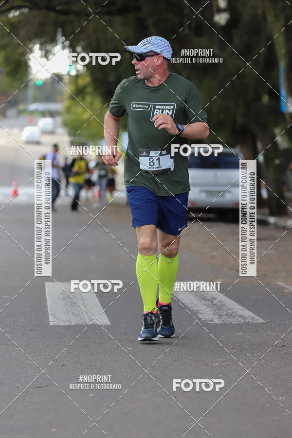 Buy your photos of the eventSANTANDER TRACK&FIELD RUN SERIES - Iguatemi Porto Alegre on Fotop
