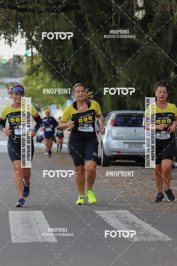 Buy your photos of the eventSANTANDER TRACK&FIELD RUN SERIES - Iguatemi Porto Alegre on Fotop