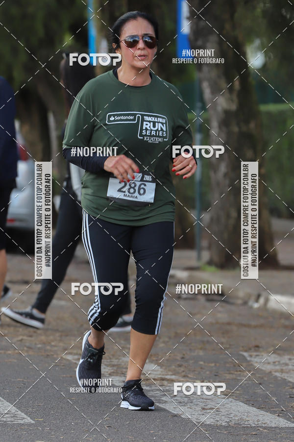 Buy your photos of the eventSANTANDER TRACK&FIELD RUN SERIES - Iguatemi Porto Alegre on Fotop