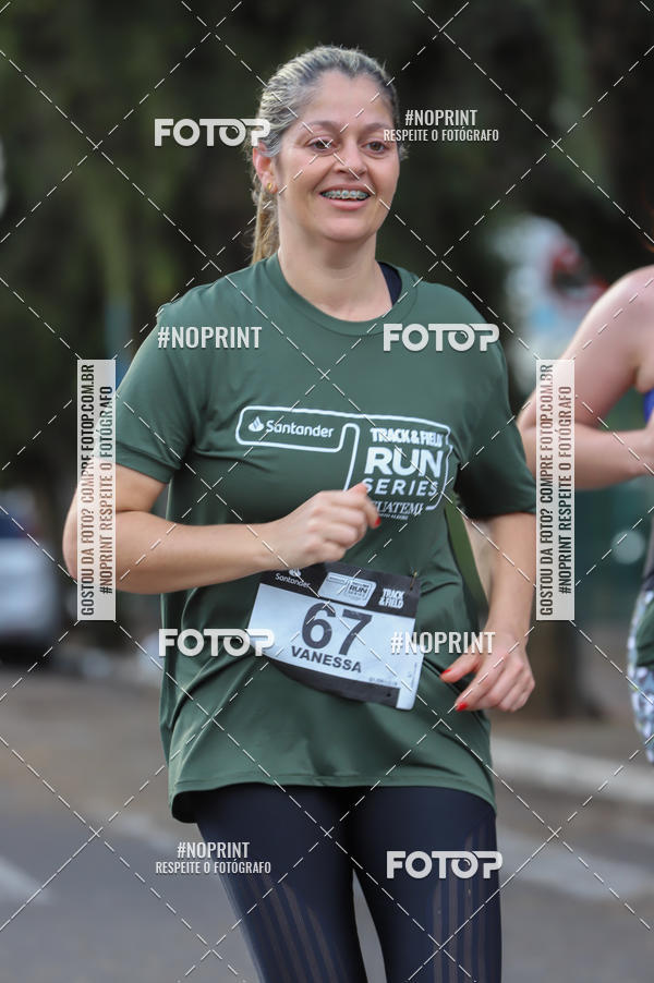 Buy your photos of the eventSANTANDER TRACK&FIELD RUN SERIES - Iguatemi Porto Alegre on Fotop