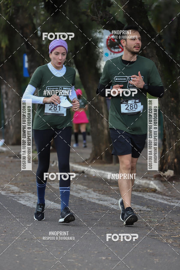 Buy your photos of the eventSANTANDER TRACK&FIELD RUN SERIES - Iguatemi Porto Alegre on Fotop