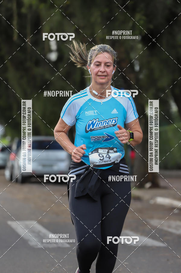 Buy your photos of the eventSANTANDER TRACK&FIELD RUN SERIES - Iguatemi Porto Alegre on Fotop