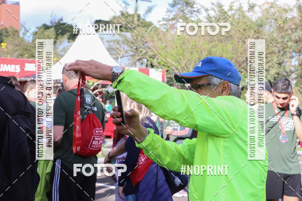 Buy your photos of the eventSANTANDER TRACK&FIELD RUN SERIES - Iguatemi Porto Alegre on Fotop