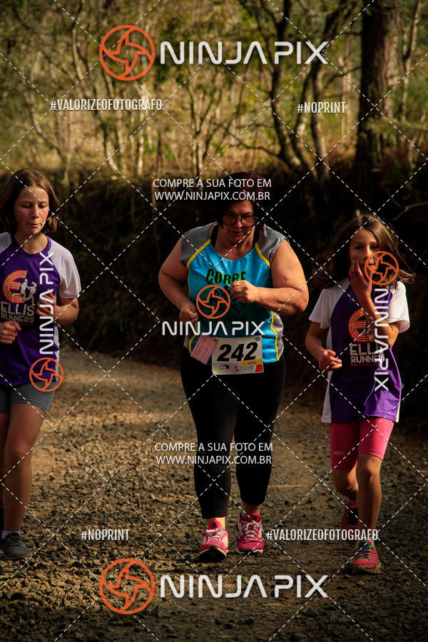 Compra tus fotos del eventoCorrida Interbairros - P.U.V.A. - 8 En Fotop