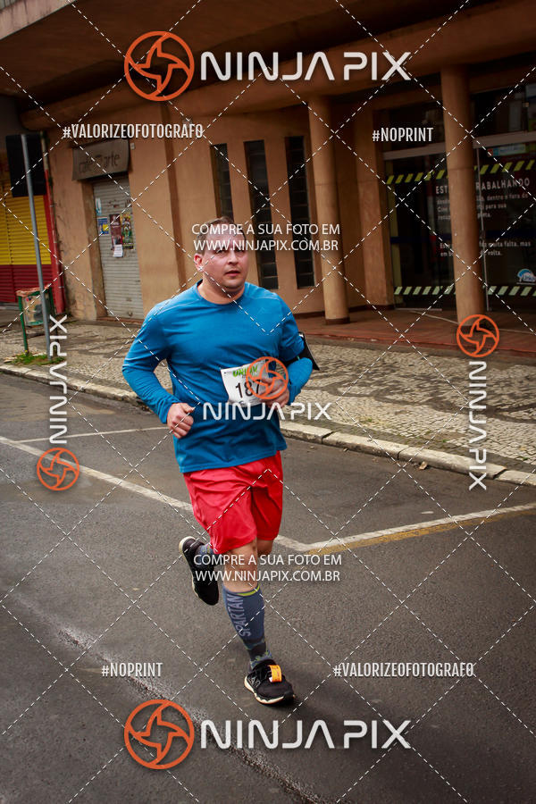 Achetez vos photos de l'vnement2 Corrida Run UNIUV sur Fotop