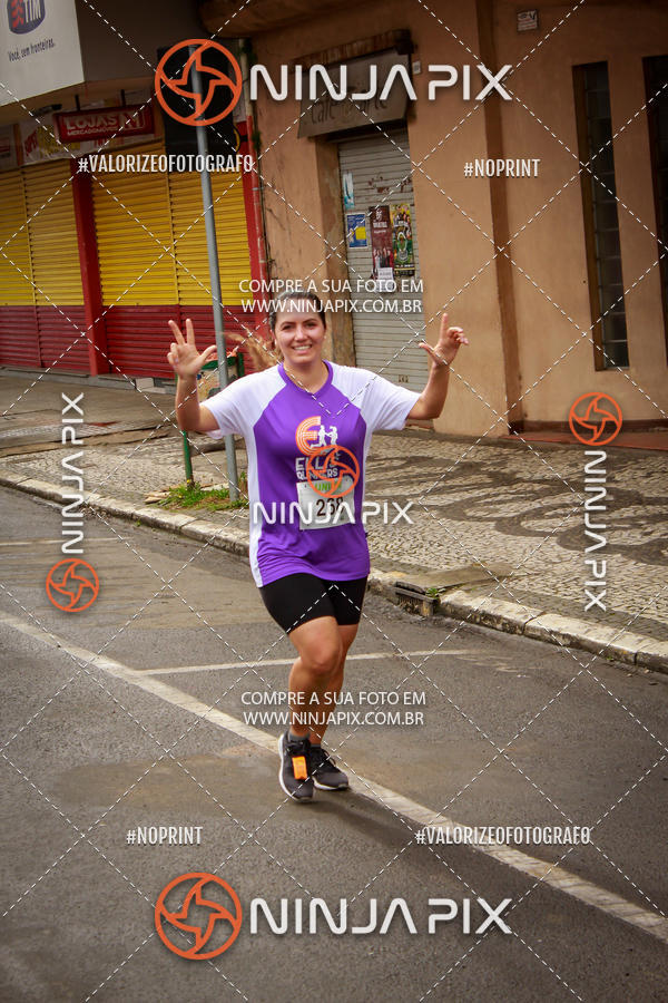 Achetez vos photos de l'vnement2 Corrida Run UNIUV sur Fotop