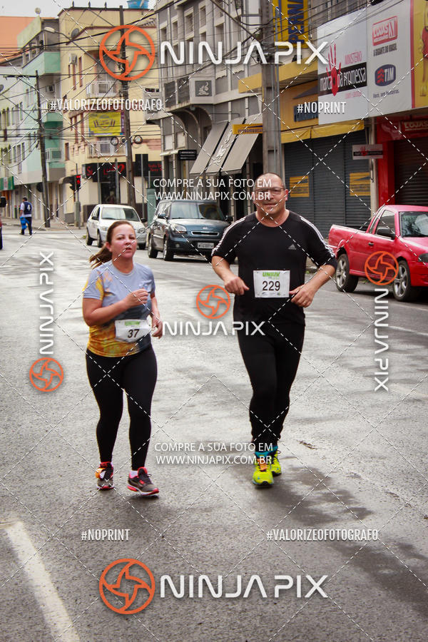 Achetez vos photos de l'vnement2 Corrida Run UNIUV sur Fotop