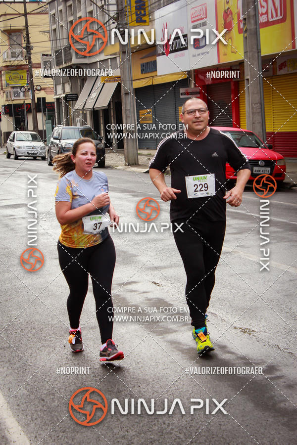 Achetez vos photos de l'vnement2 Corrida Run UNIUV sur Fotop