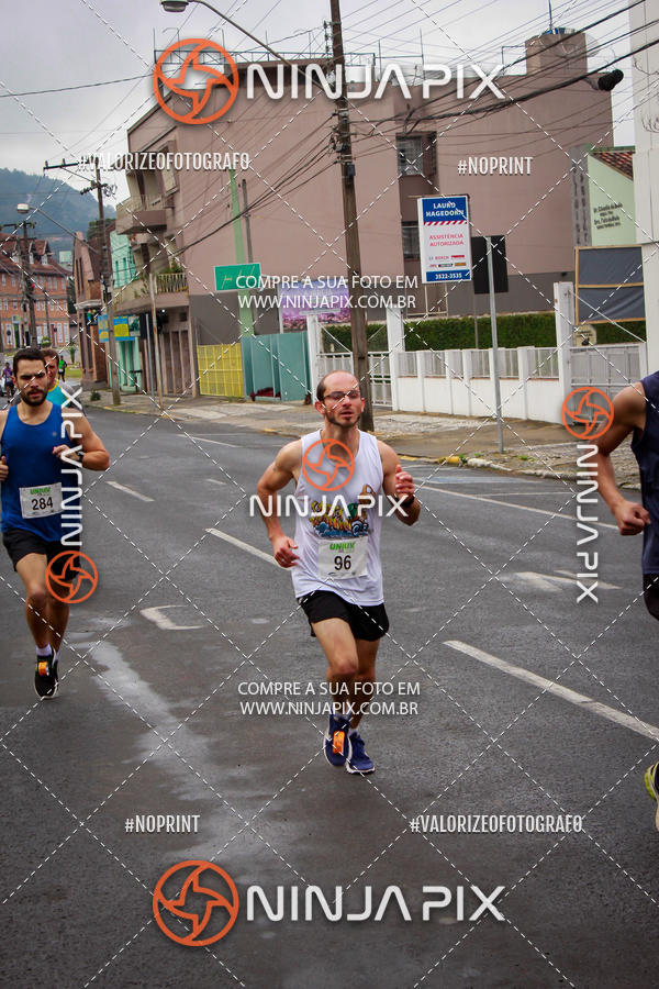 Compra tus fotos del evento2 Corrida Run UNIUV En Fotop
