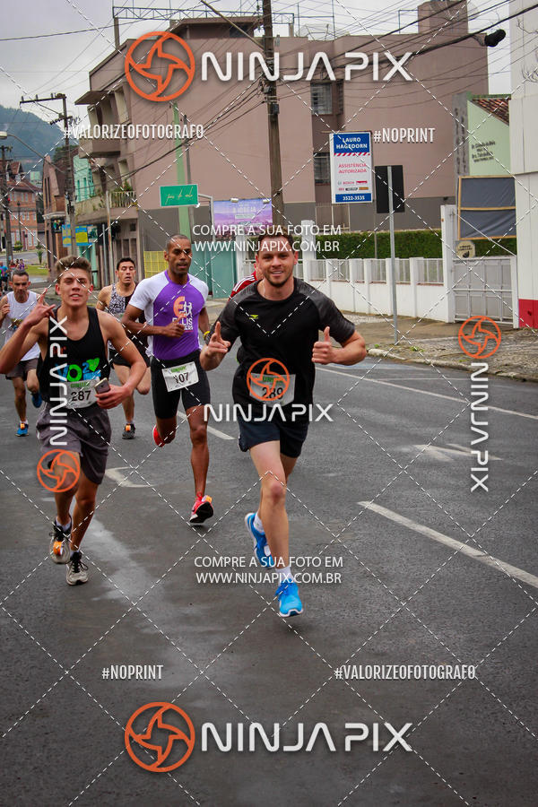 Compra tus fotos del evento2 Corrida Run UNIUV En Fotop
