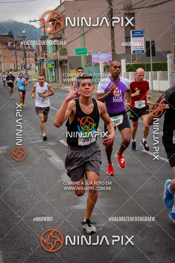 Compra tus fotos del evento2 Corrida Run UNIUV En Fotop