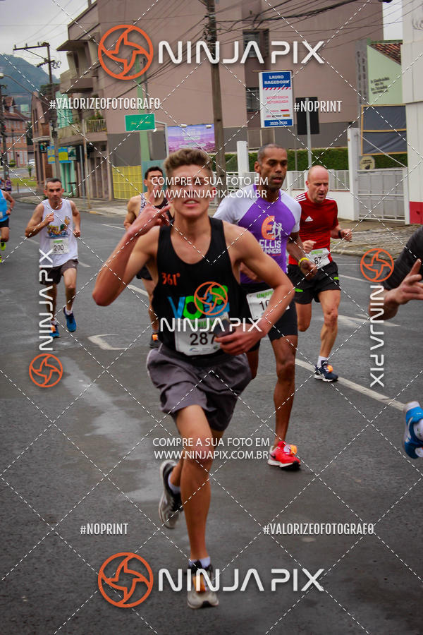 Compra tus fotos del evento2 Corrida Run UNIUV En Fotop