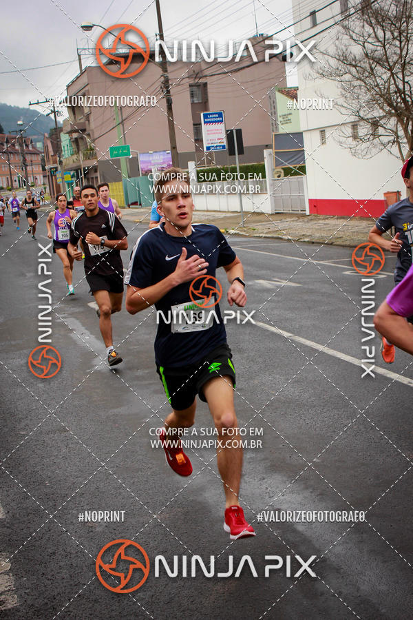 Achetez vos photos de l'vnement2 Corrida Run UNIUV sur Fotop