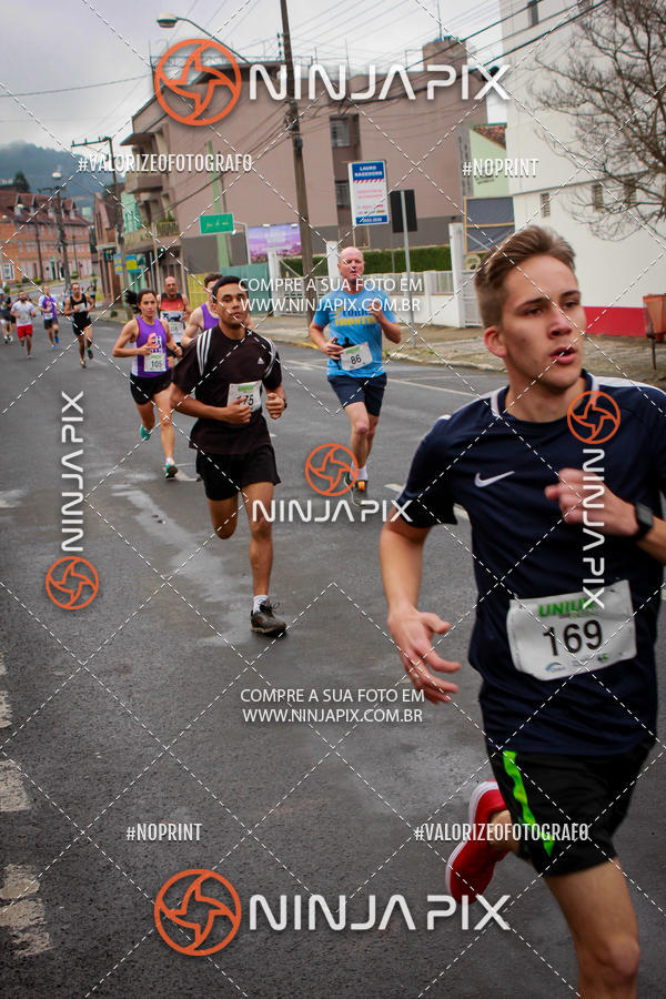 Achetez vos photos de l'vnement2 Corrida Run UNIUV sur Fotop