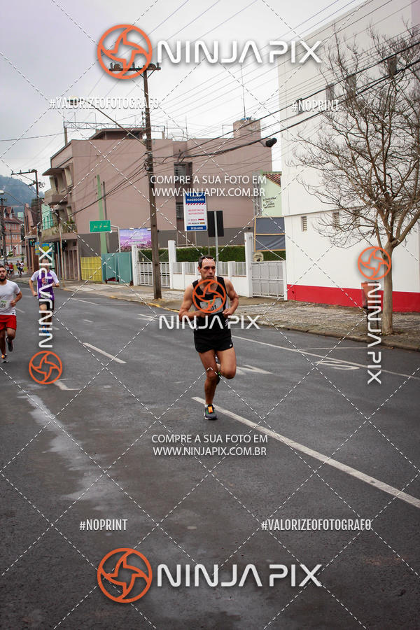Achetez vos photos de l'vnement2 Corrida Run UNIUV sur Fotop
