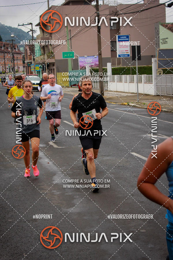 Compra tus fotos del evento2 Corrida Run UNIUV En Fotop