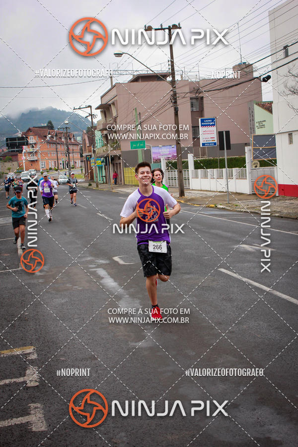 Compra tus fotos del evento2 Corrida Run UNIUV En Fotop