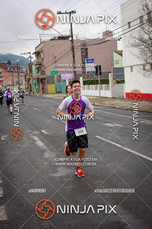Compra tus fotos del evento2 Corrida Run UNIUV En Fotop