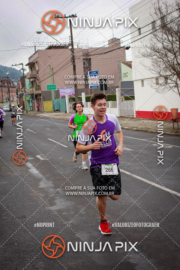 Compra tus fotos del evento2 Corrida Run UNIUV En Fotop