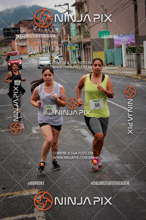 Achetez vos photos de l'vnement2 Corrida Run UNIUV sur Fotop
