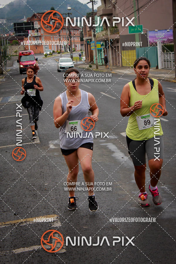Achetez vos photos de l'vnement2 Corrida Run UNIUV sur Fotop