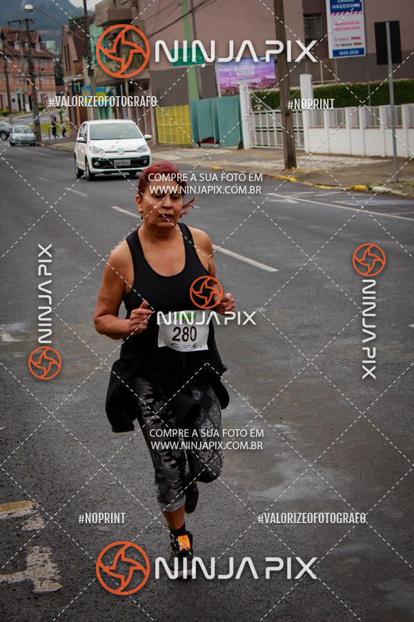 Achetez vos photos de l'vnement2 Corrida Run UNIUV sur Fotop